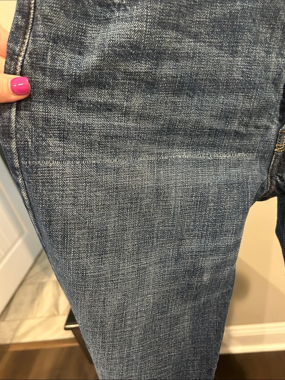 Levi's Men's Bootcut Jeans in Medium Blue Wash Size 34x32 / Button fly